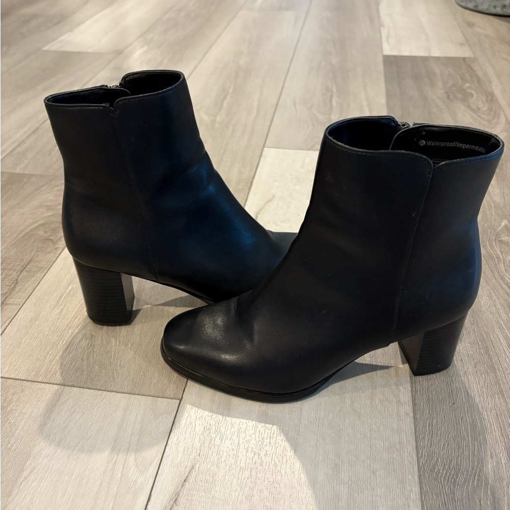 Naturalizer Waterproof Boots